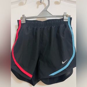Nike Dry Tempo Running Shorts XS Rainbow